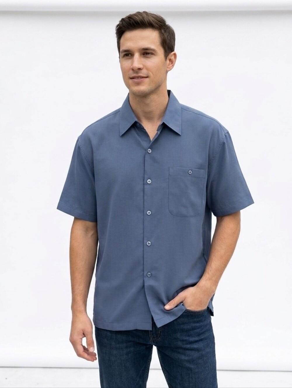 L.A. BEAT Men's NWOT Blue Patterned Short Sleeve Dress Shirt Size Small